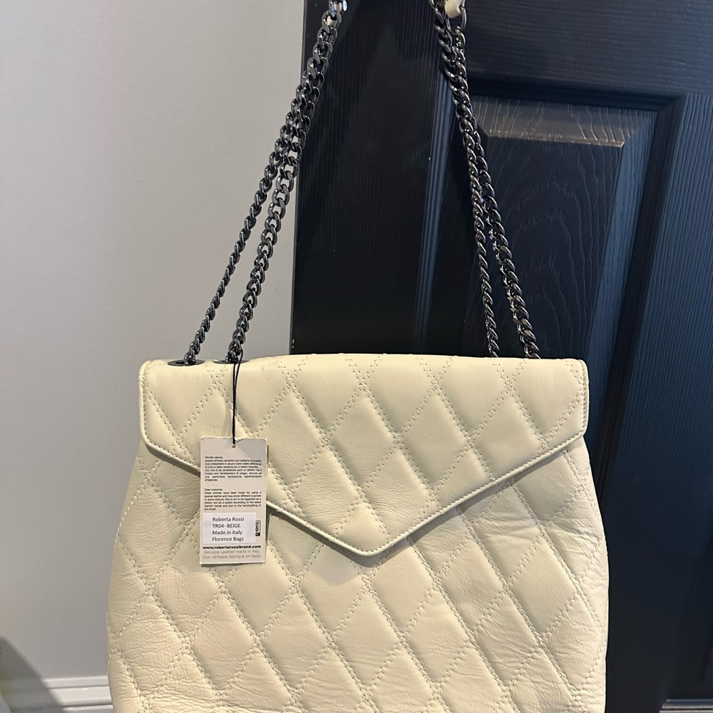 Elegant Cream Quilted Shoulder Bag with Chain Strap